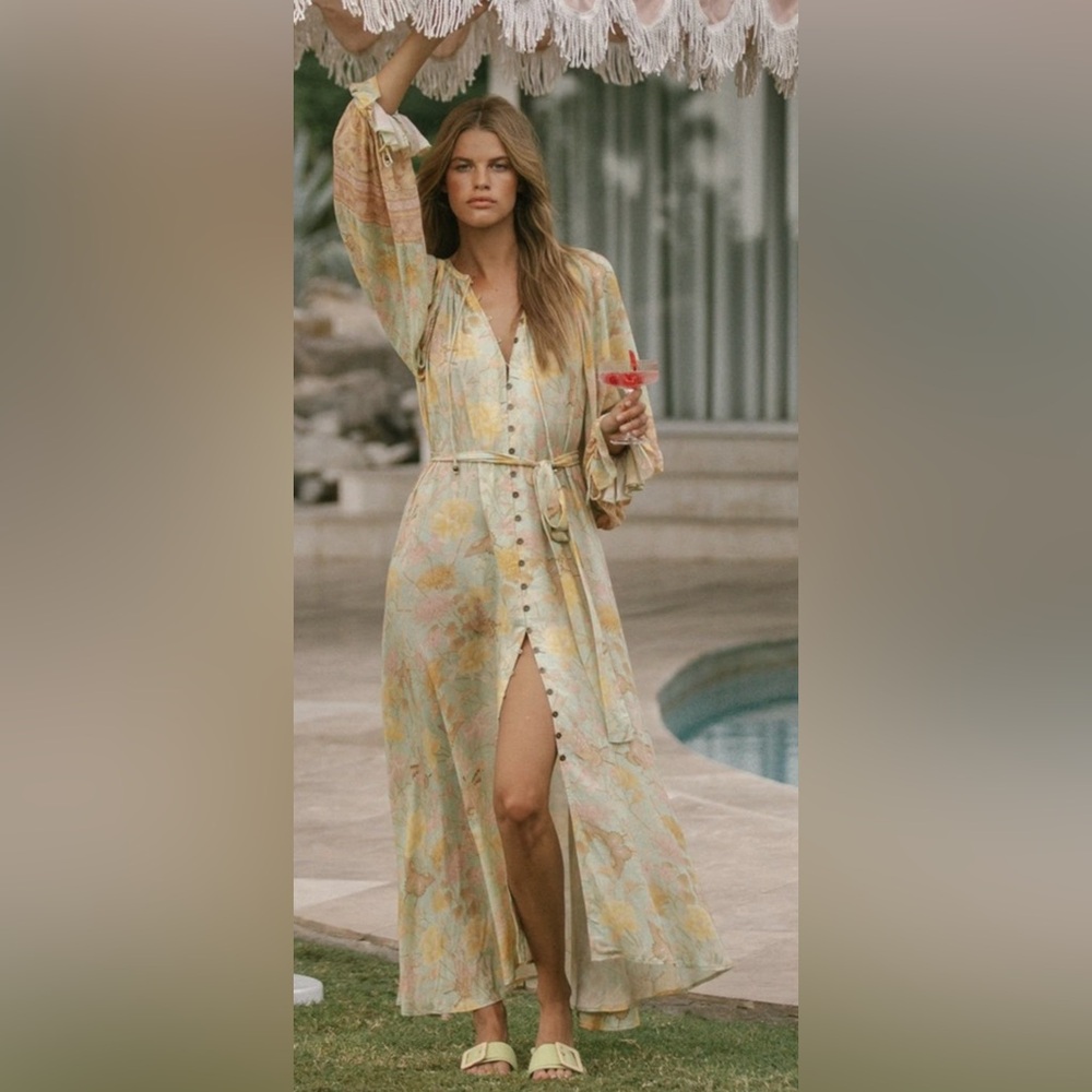 I Only Worn This Once And It Doesn’t Quite Fir Me… - image 1